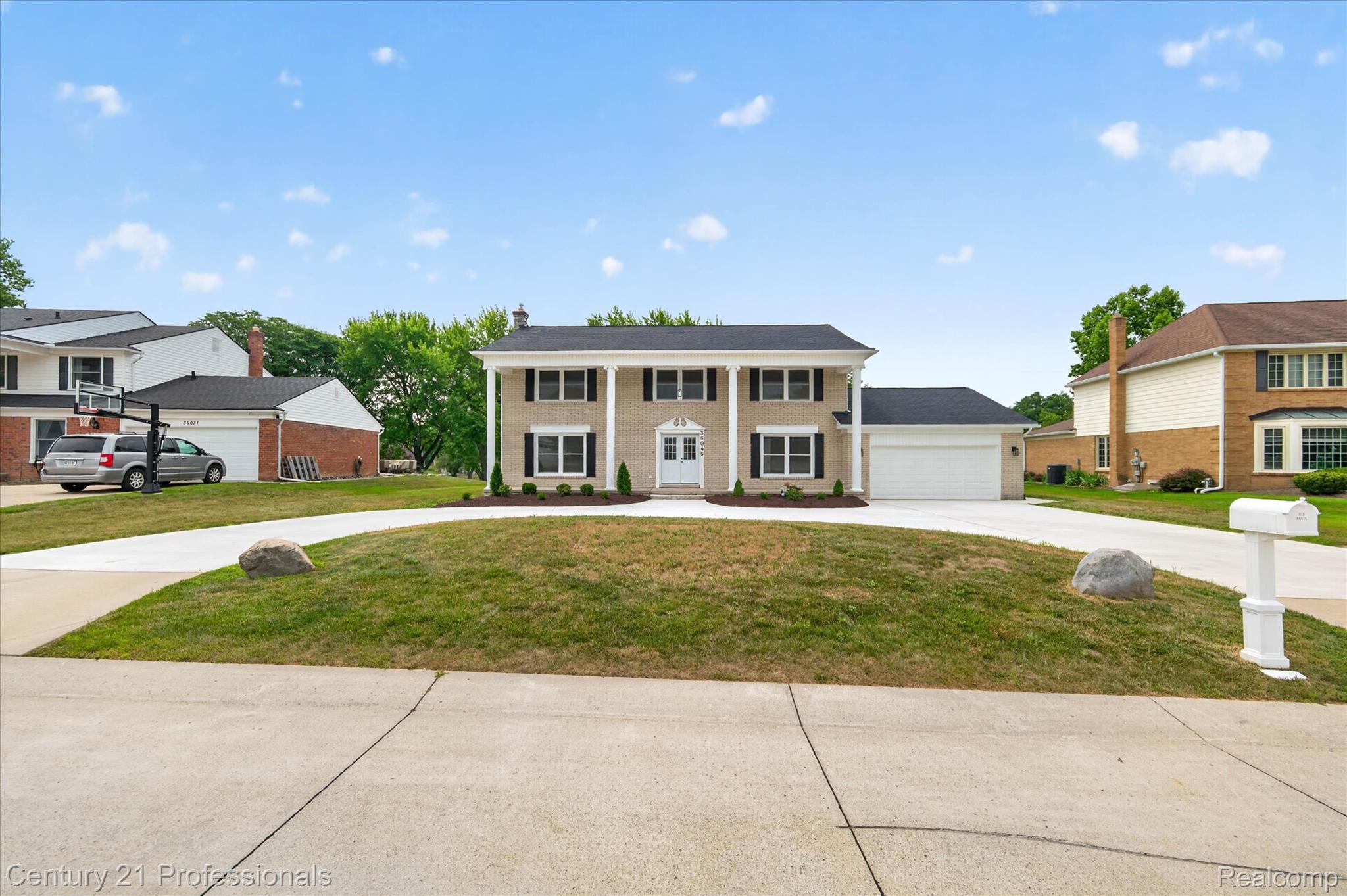 36045 Congress Court