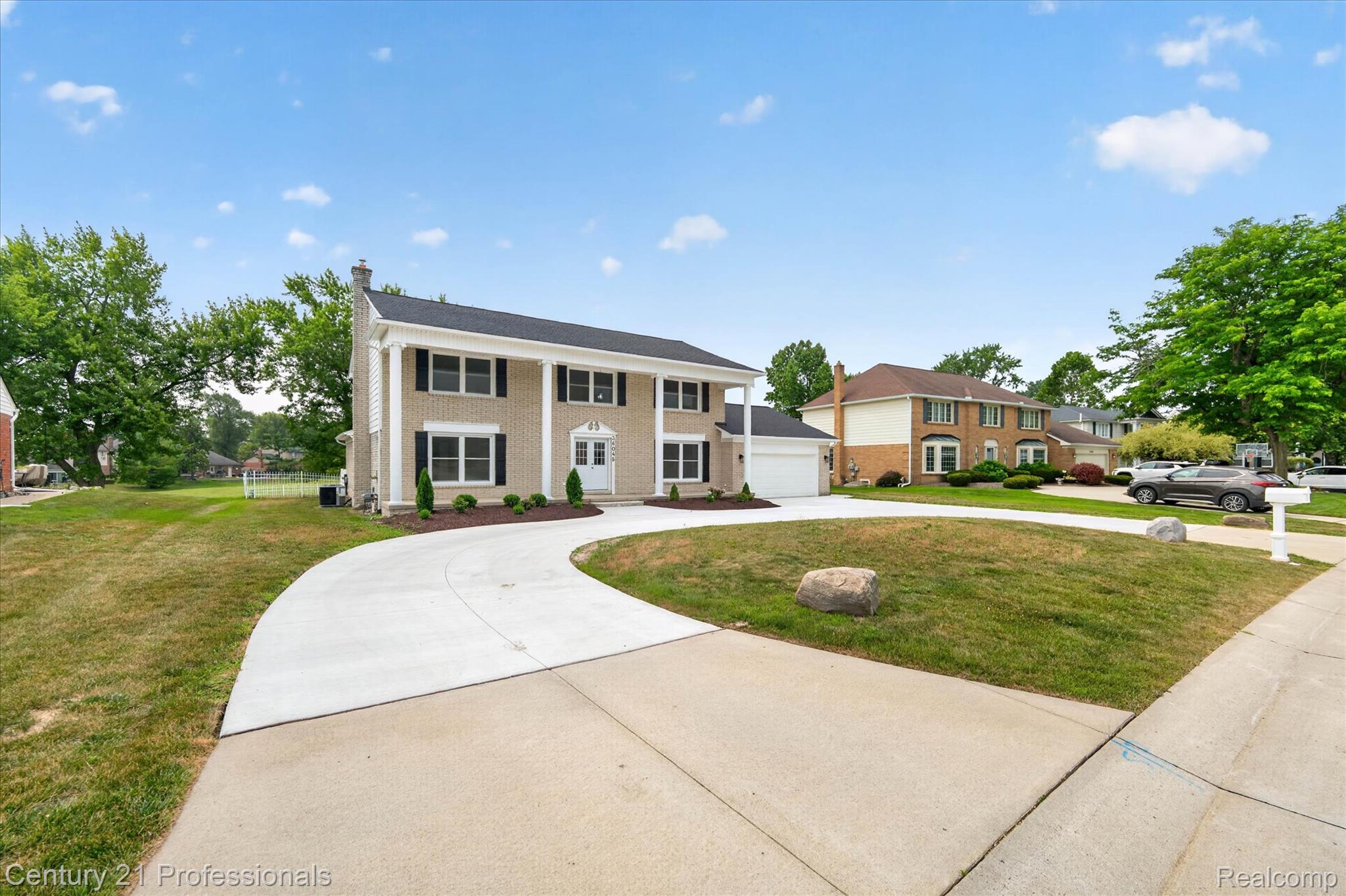 36045 Congress Court