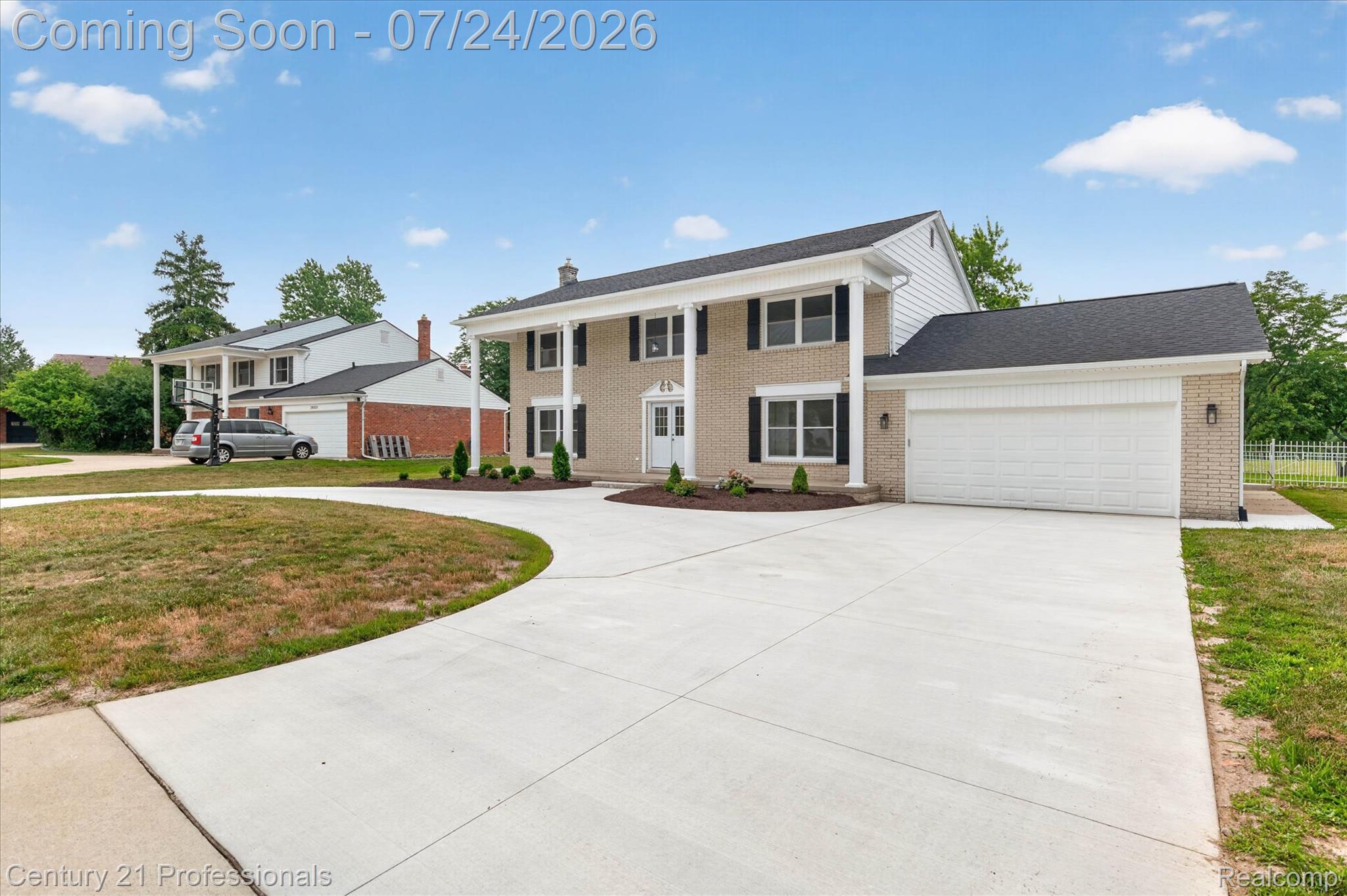 36045 Congress Court