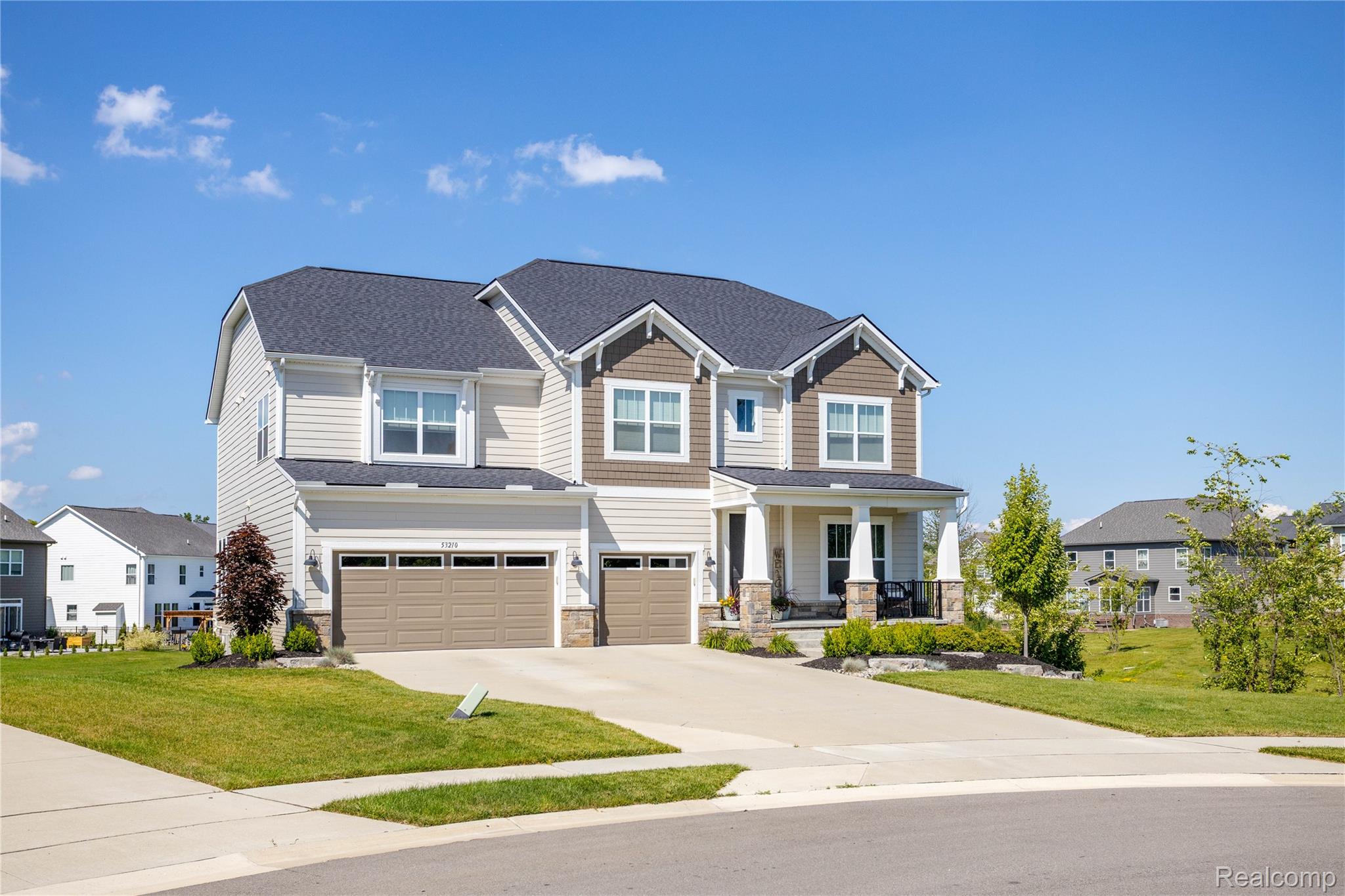 53210 Weeping Willow Court