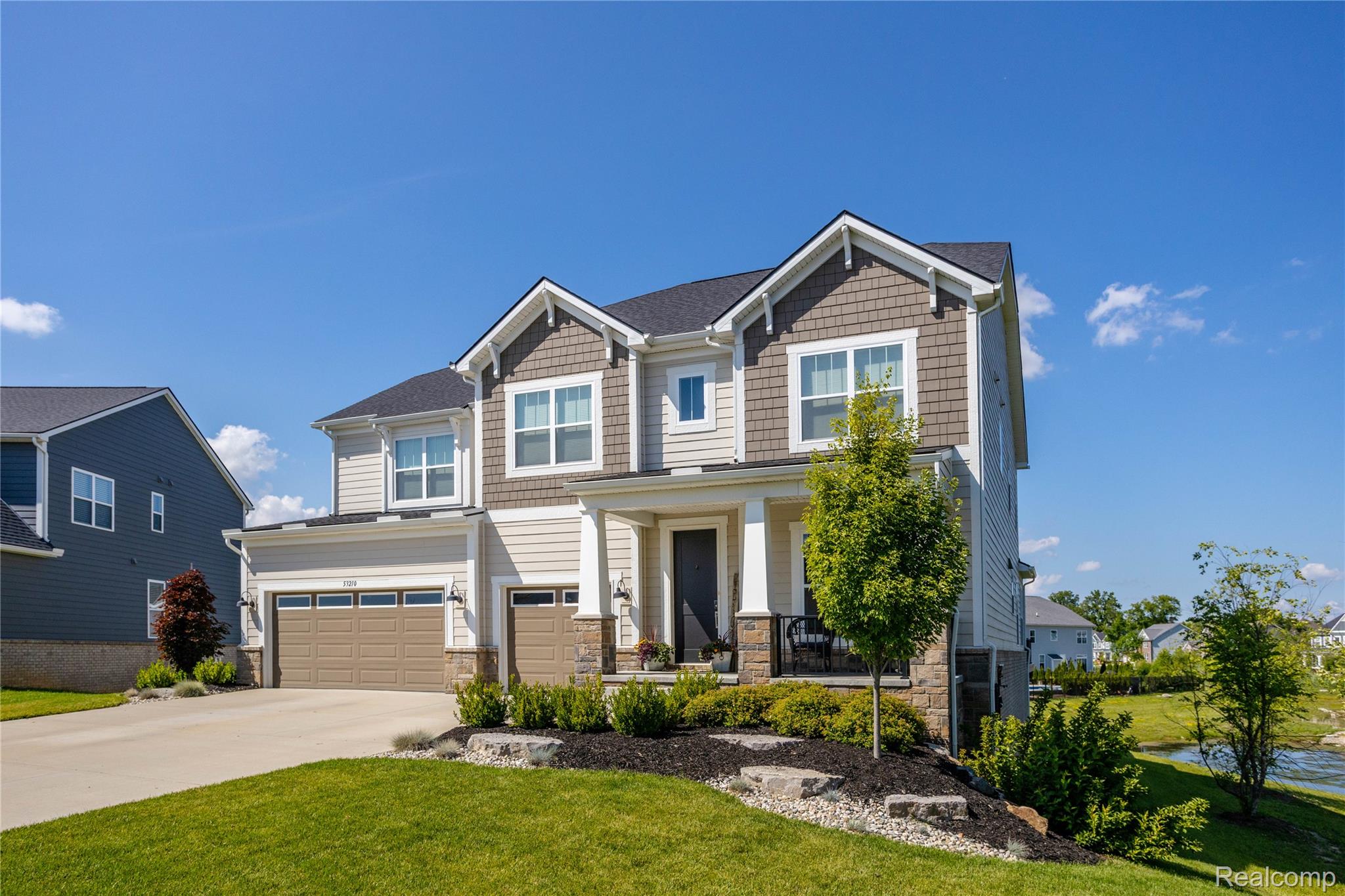 53210 Weeping Willow Court