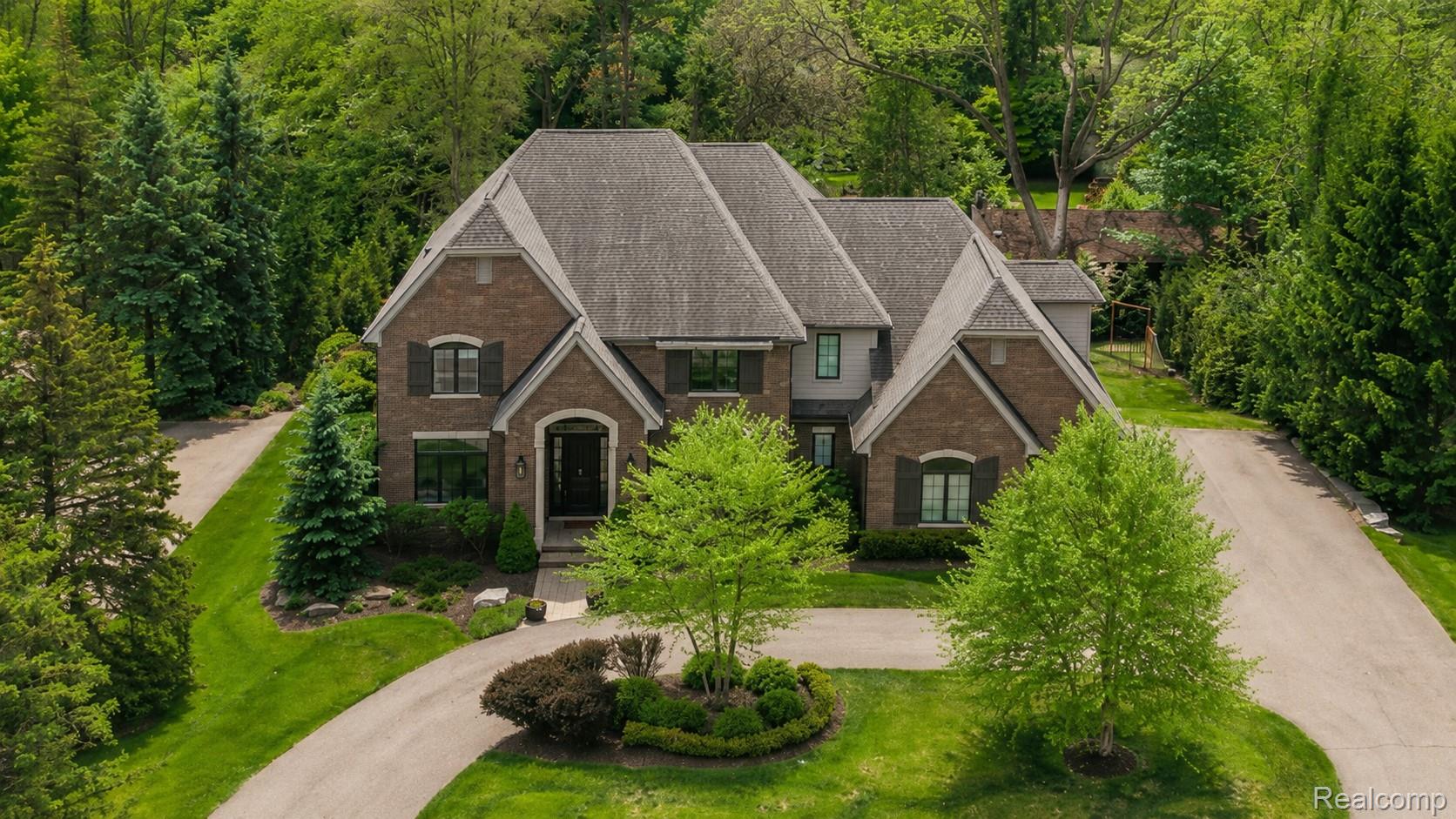 4345 SPRUCE HILL Lane