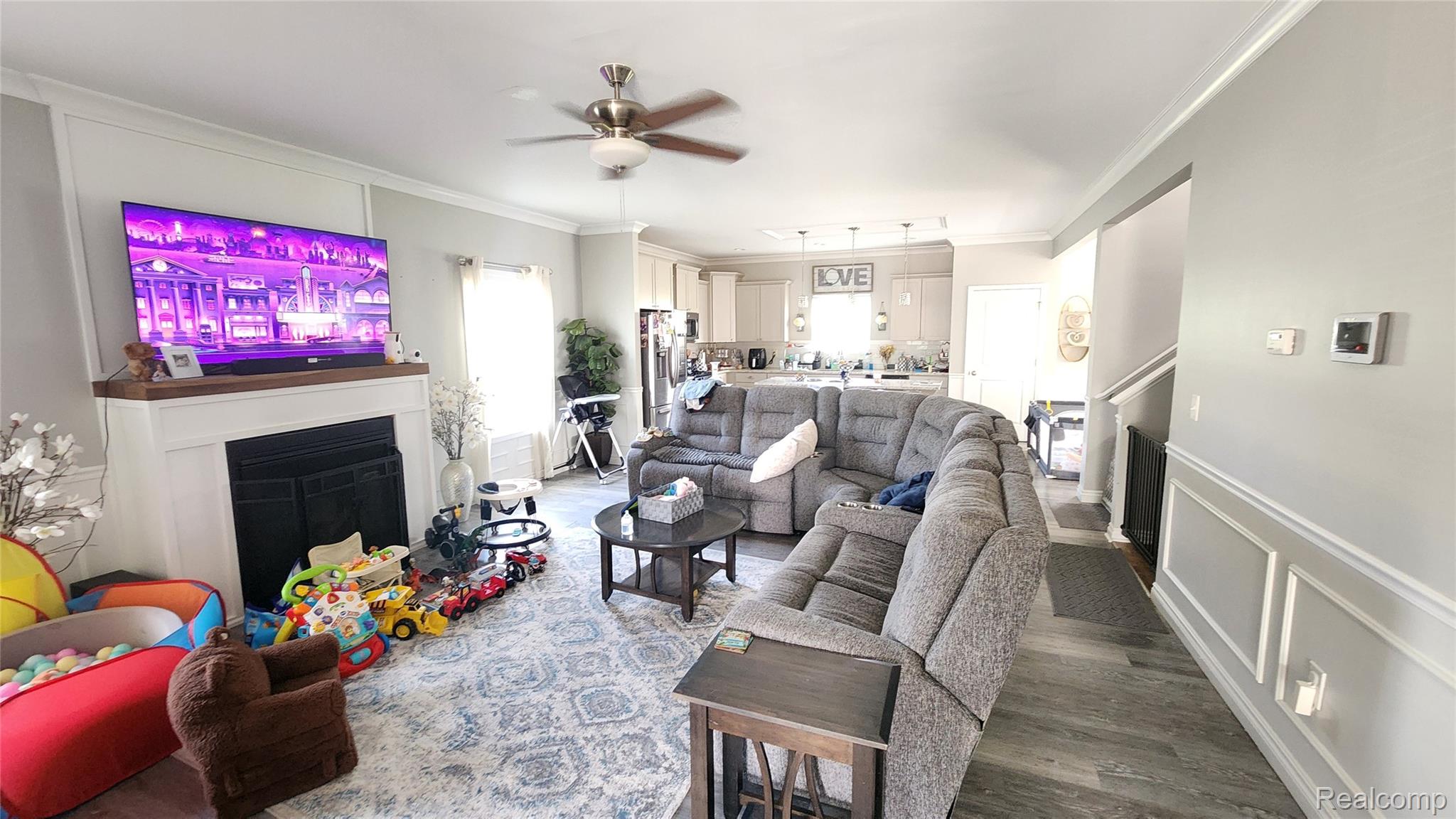 2315 Willow Lane