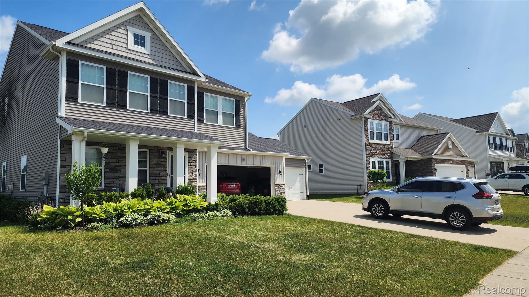 2315 Willow Lane