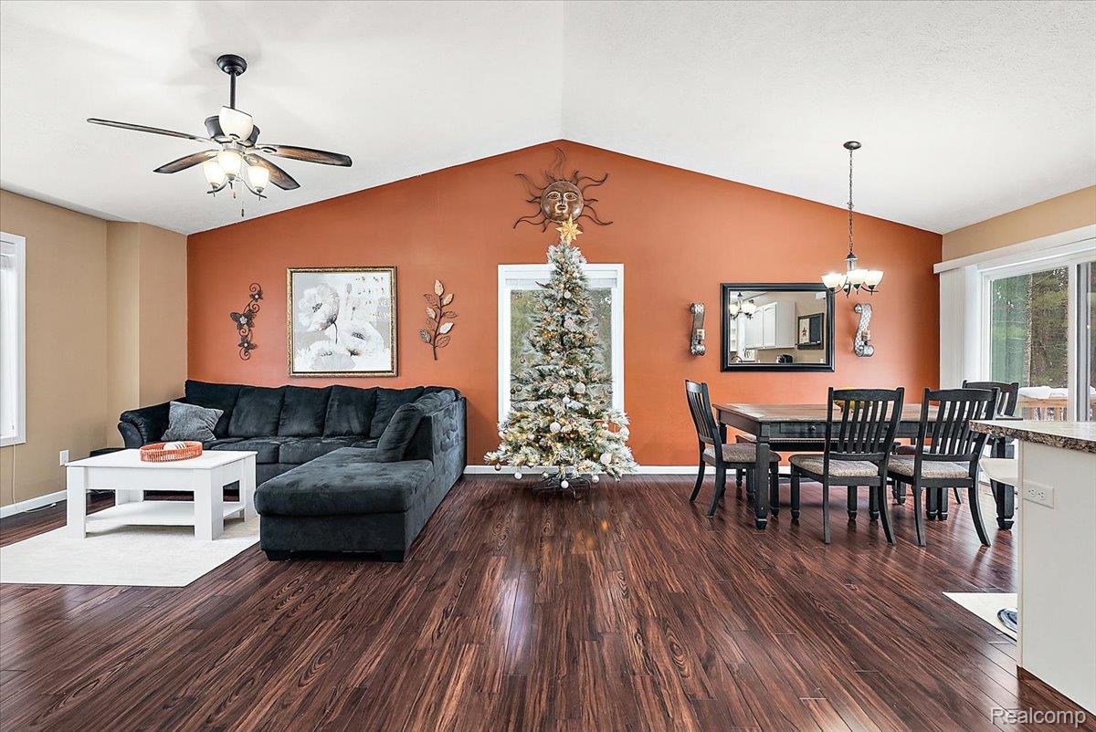 3249 Centennial Oak Drive