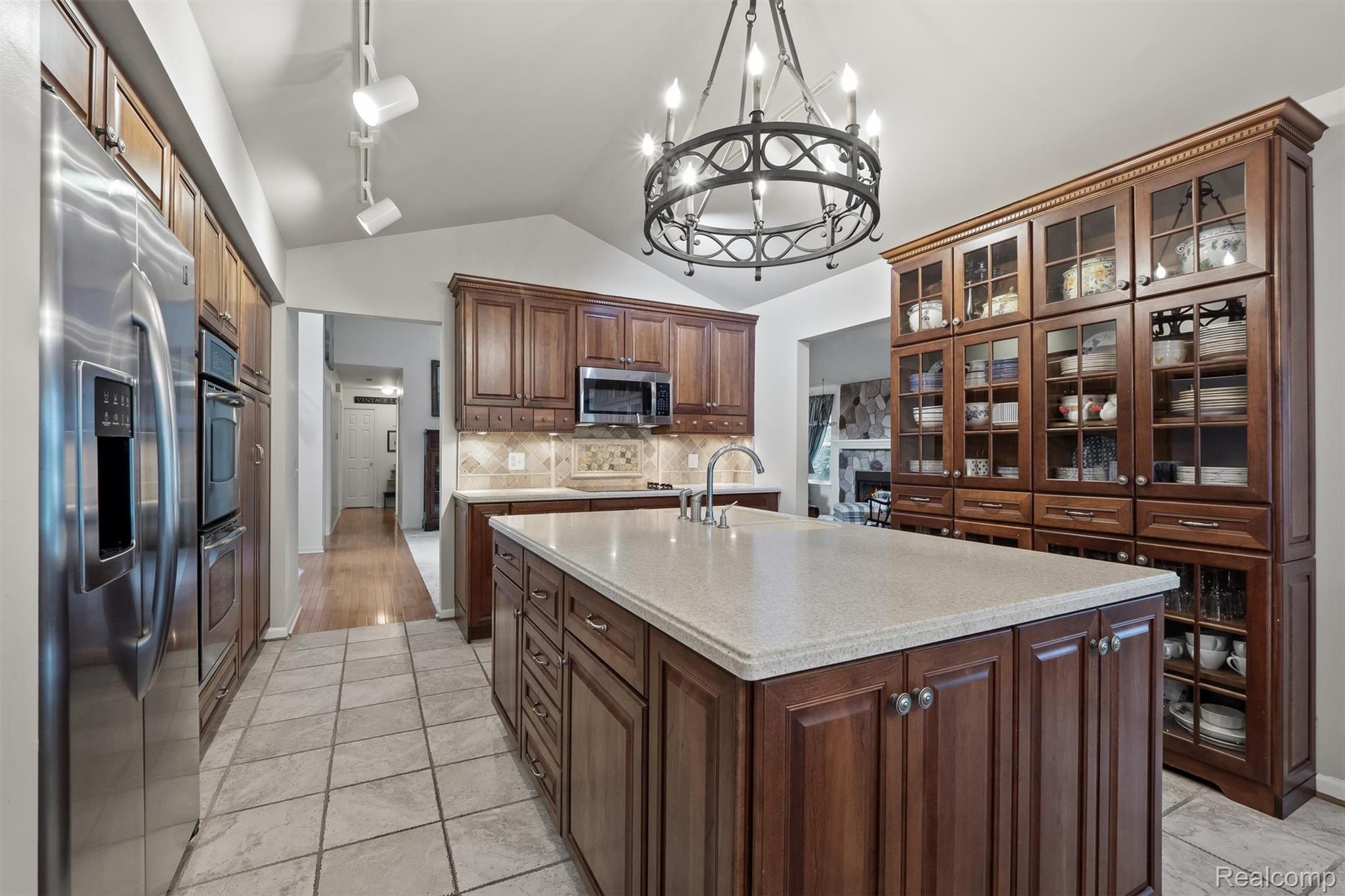 7260 Willow Oak Drive