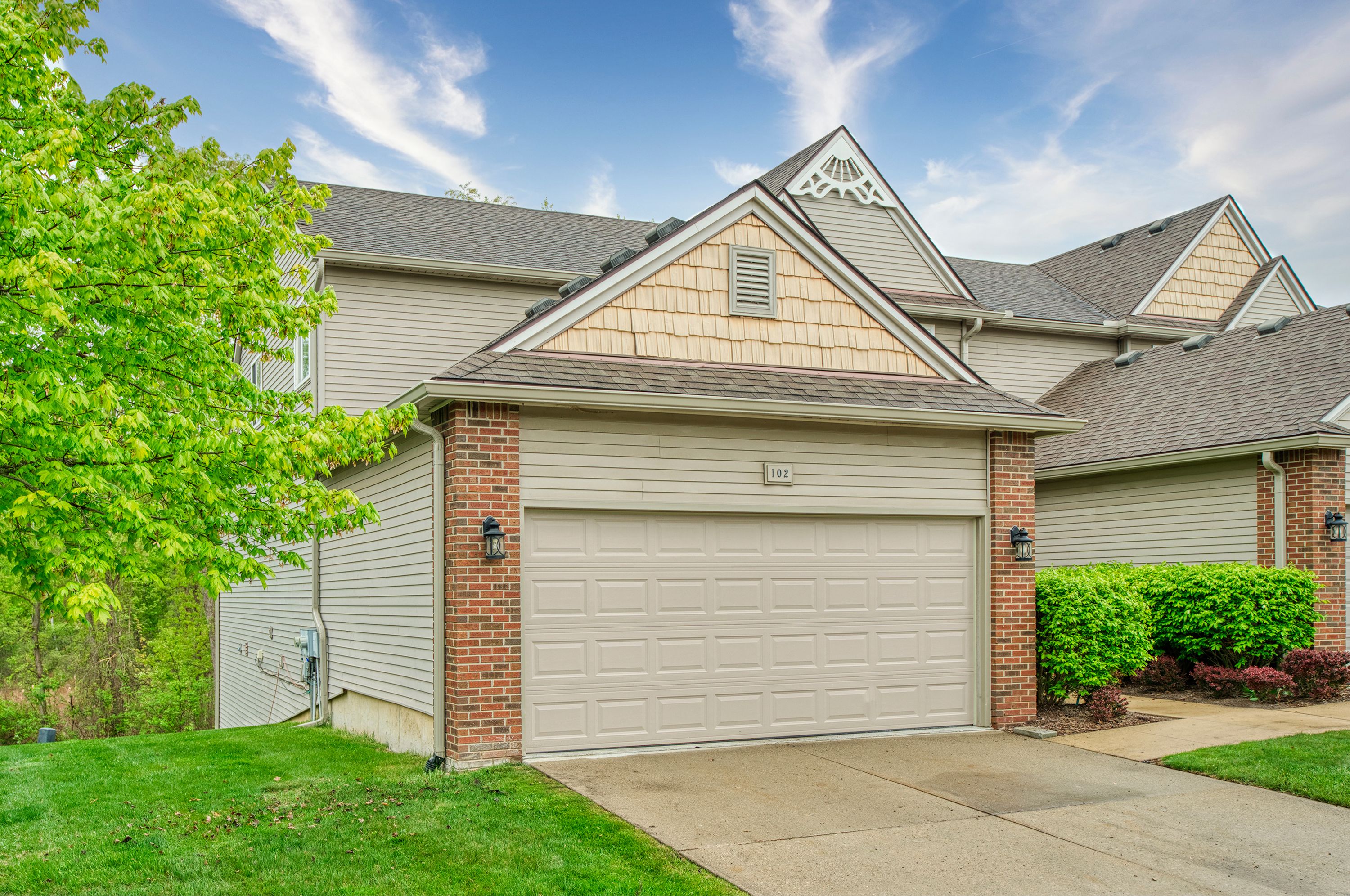 102 NEWBERRY Lane 72