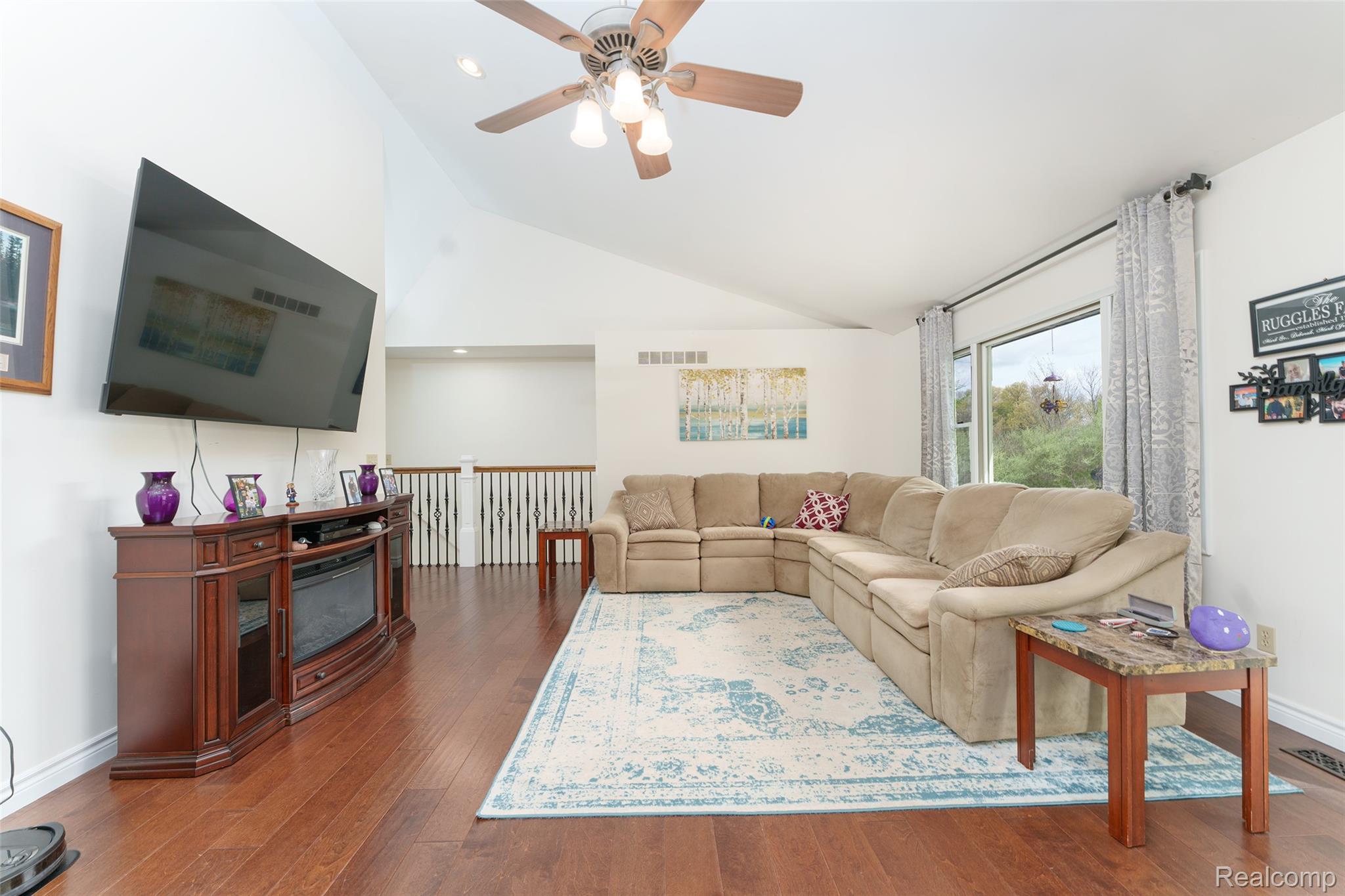 5753 Gregory Road