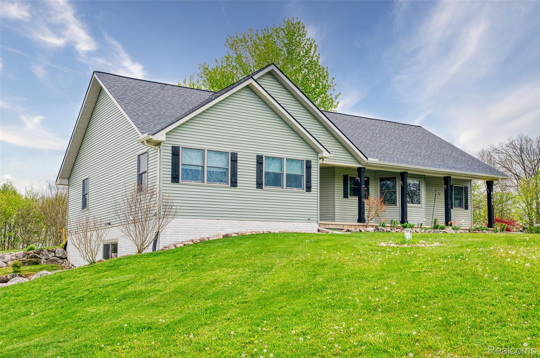 5753 Gregory Road