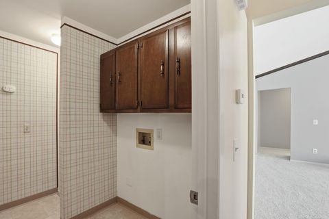 Tiny photo for 521 Tennyson Drive, Rochester Hills City, MI 48307 (MLS # 58050199717)