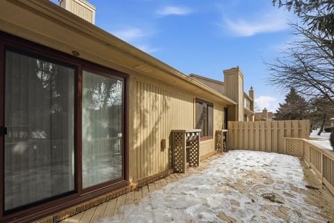 Tiny photo for 521 Tennyson Drive, Rochester Hills City, MI 48307 (MLS # 58050199717)