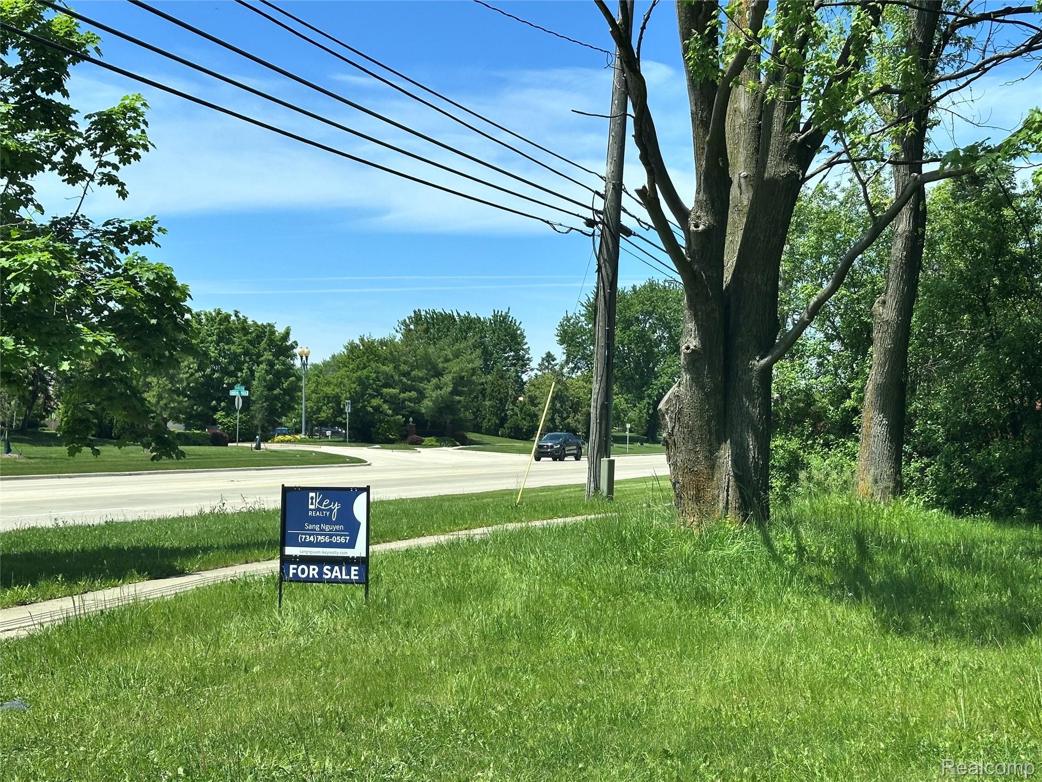 6750 N Canton Center Road