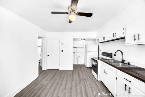 Tiny photo for 1257 3rd Street, Muskegon City, MI 49441 (MLS # 71026005983)