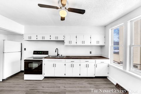 Tiny photo for 1257 3rd Street, Muskegon City, MI 49441 (MLS # 71026005983)