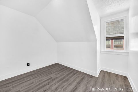 Tiny photo for 1257 3rd Street, Muskegon City, MI 49441 (MLS # 71026005983)