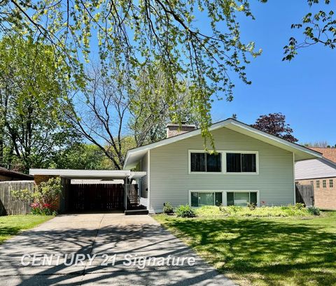 25 Bretton Place Saginaw City Saginaw MI 48602