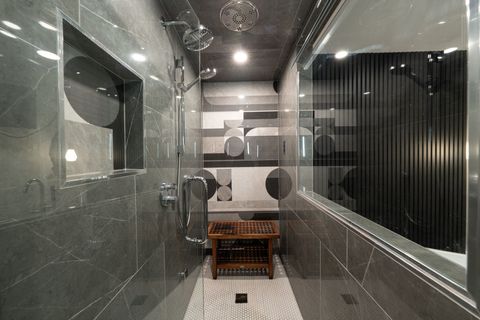 A home in BloomfieldCharterTownship_Oakland
