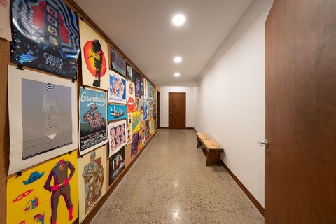A home in BloomfieldCharterTownship_Oakland