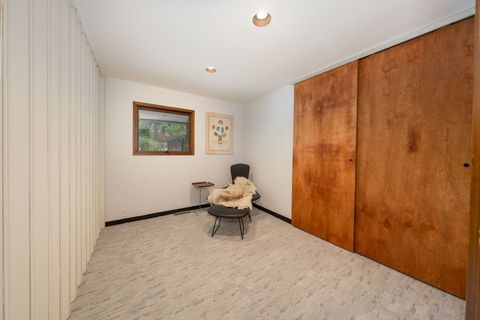 A home in BloomfieldCharterTownship_Oakland