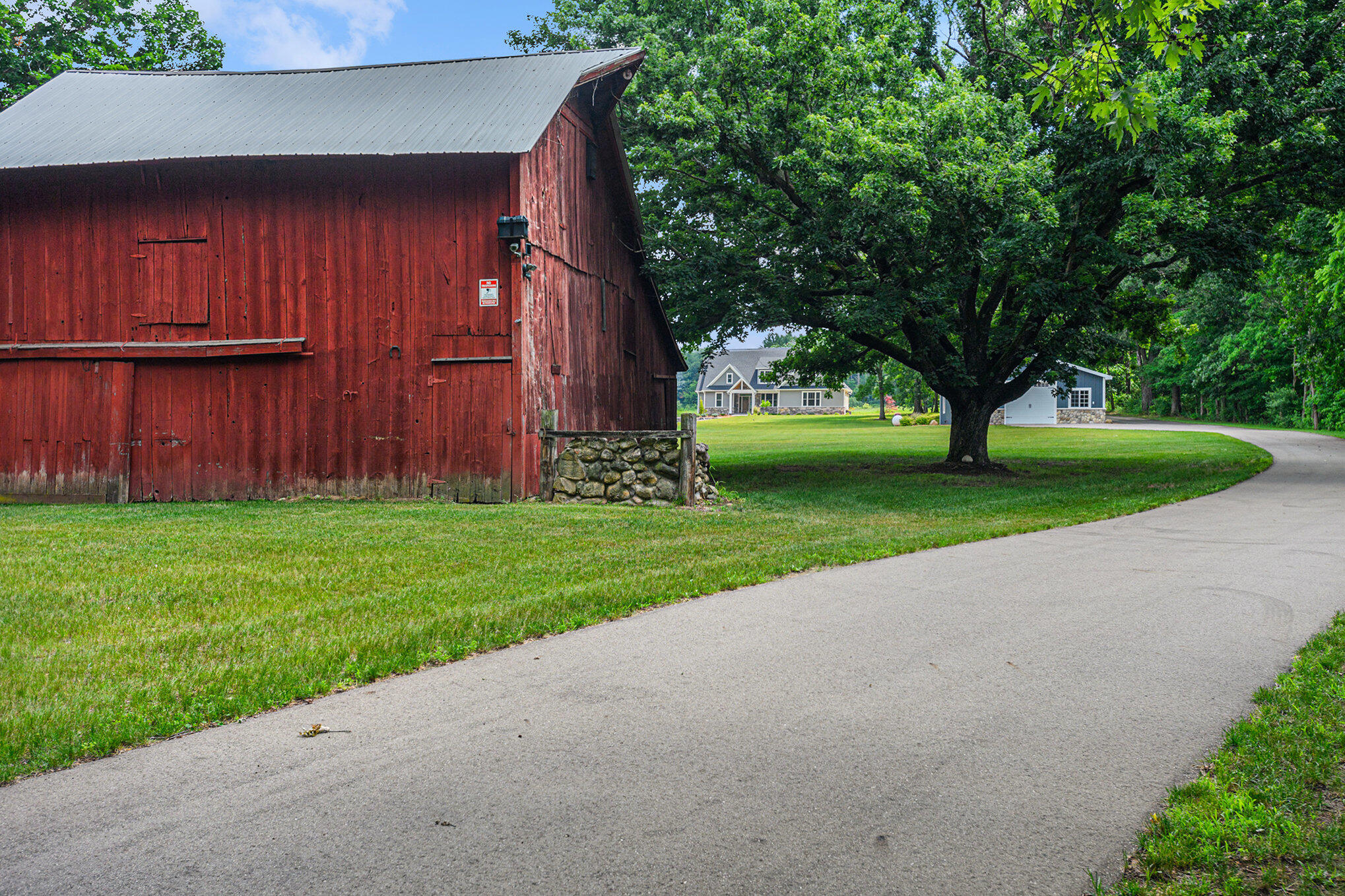 Oshtemo Charter Township, Michigan 49009, United States, 4 Bedrooms Bedrooms, ,3 BathroomsBathrooms,Residential,Active,162082
