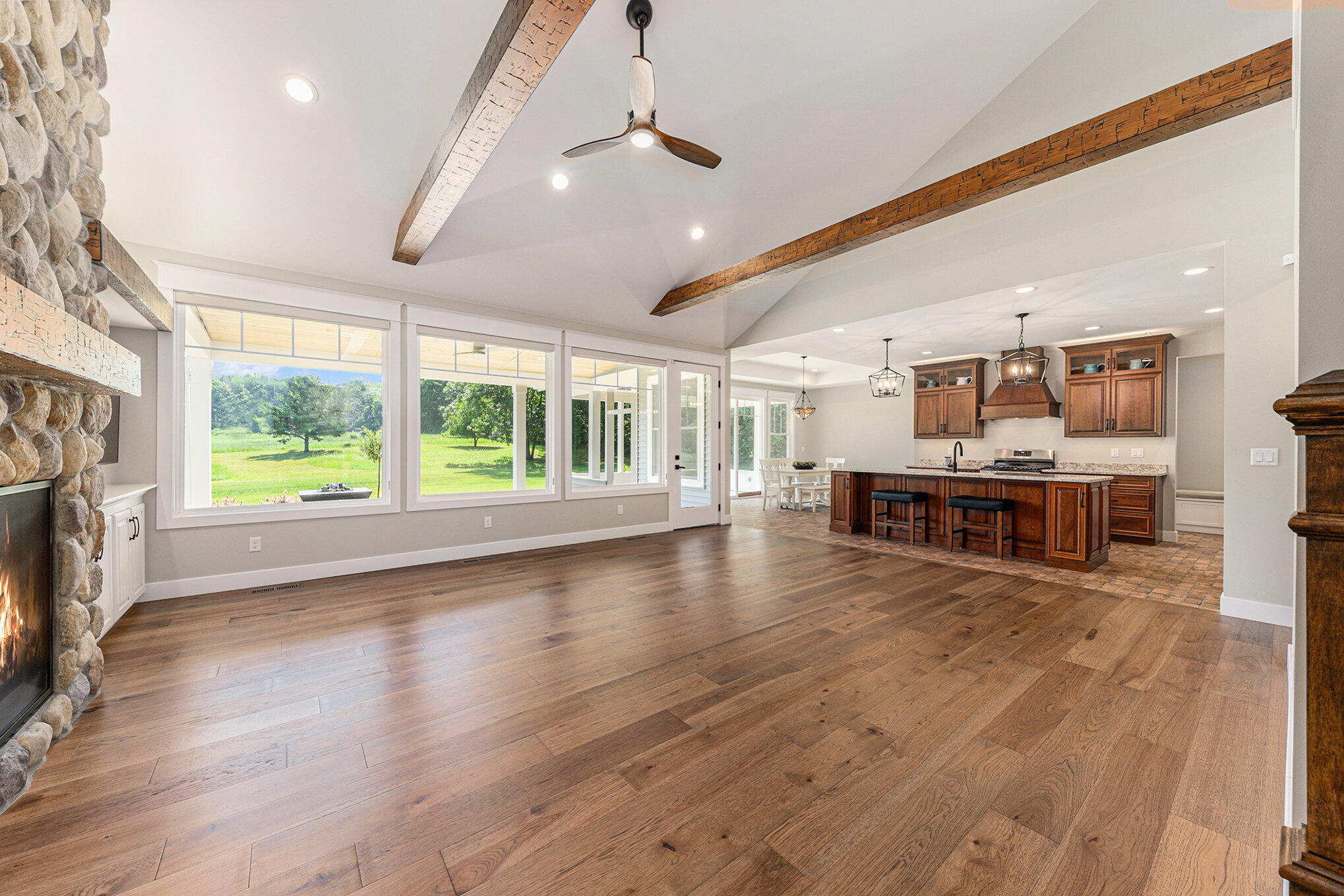 Oshtemo Charter Township, Michigan 49009, United States, 4 Bedrooms Bedrooms, ,3 BathroomsBathrooms,Residential,Active,162082