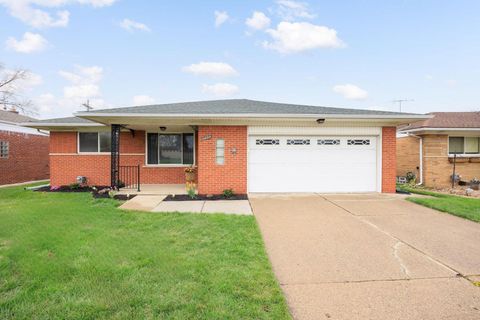 11095 Martin Road Warren City MI 48093