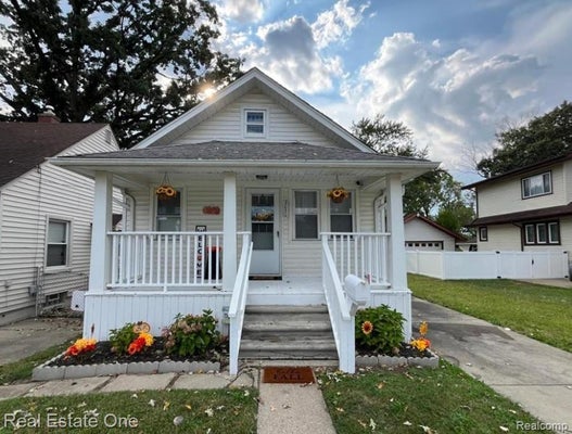 2050 CORNELL ST, DEARBORN, MI 48124 - Image 752b5bc5c9ea1d6e6b045fdb3e2bcb88/2835538783