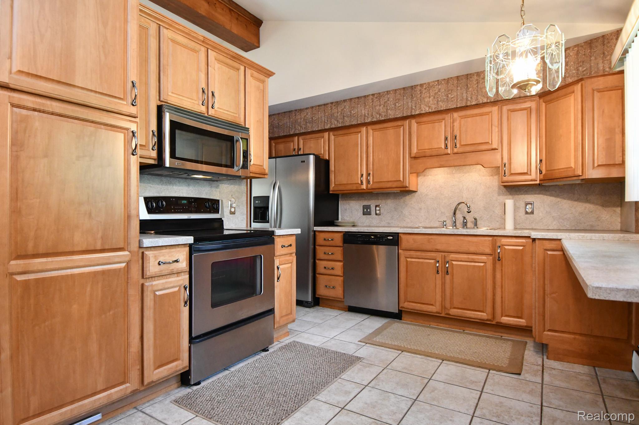 Genesee Charter Township, Michigan 48506, United States, 3 Bedrooms Bedrooms, ,2 BathroomsBathrooms,Residential,Active,232153