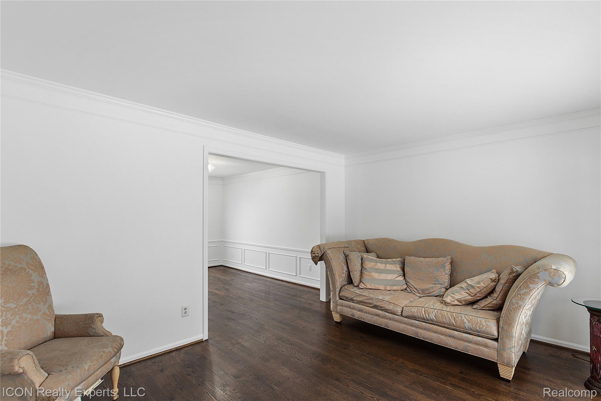 1869 Midchester Dr Drive