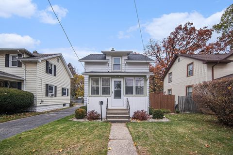 1324 E North Street Jackson City MI 49202