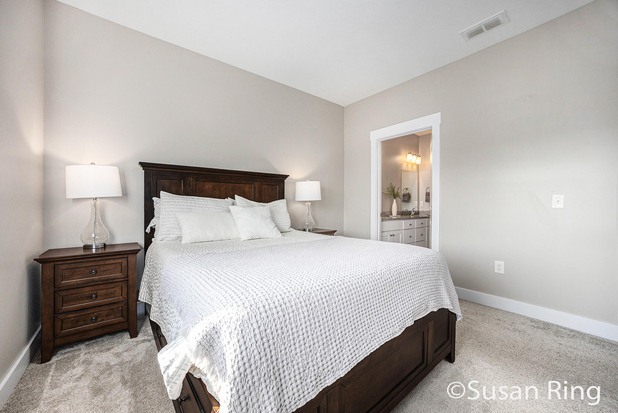 Caledonia Township, Michigan 49316, United States, 2 Bedrooms Bedrooms, ,2 BathroomsBathrooms,Residential,Active,225281