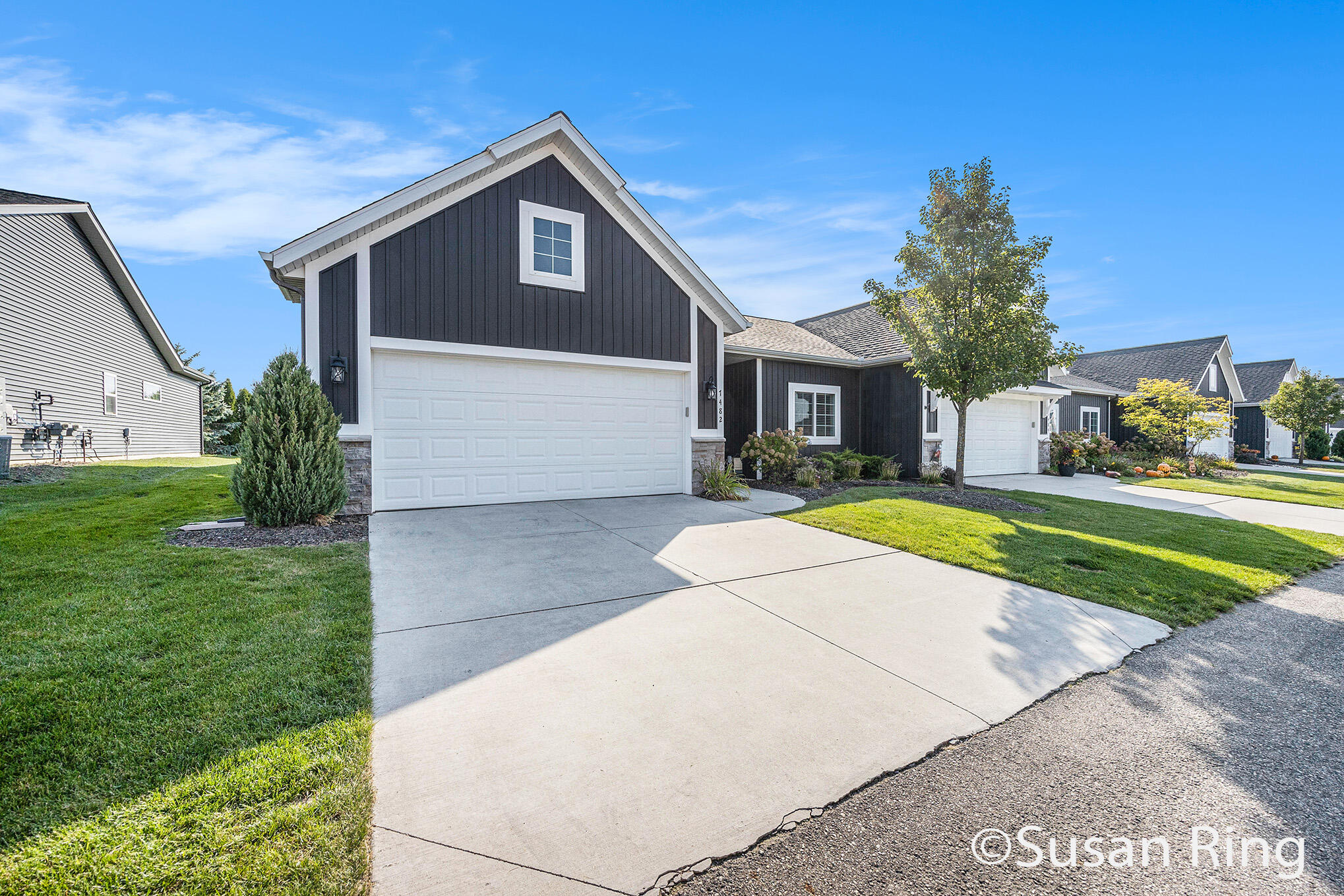 Caledonia Township, Michigan 49316, United States, 2 Bedrooms Bedrooms, ,2 BathroomsBathrooms,Residential,Active,225281