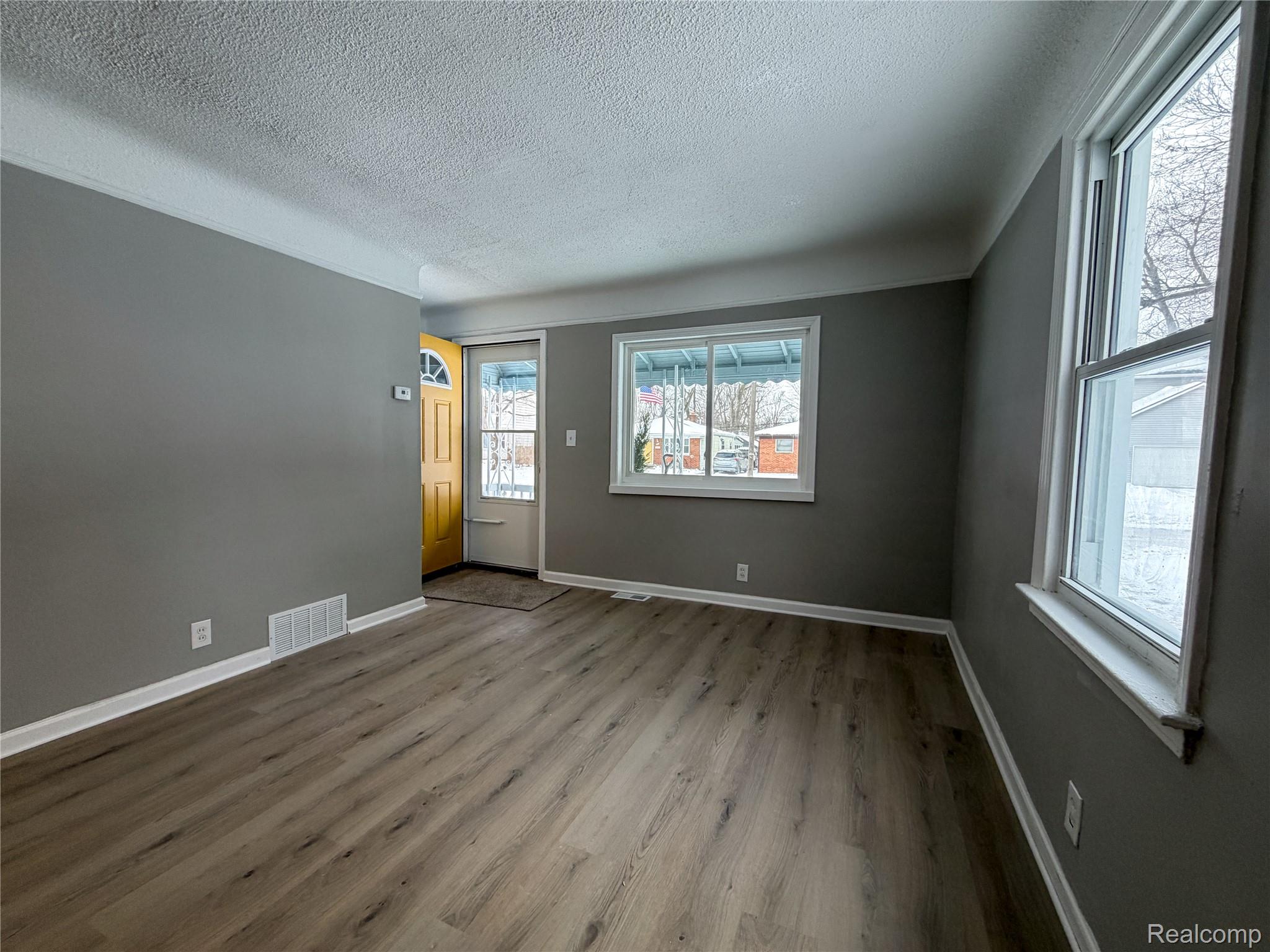 411 W Bernhard Avenue