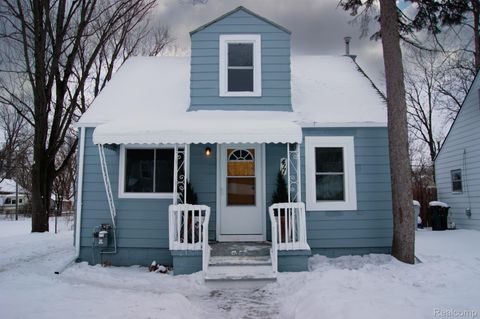 411 W Bernhard Avenue Hazel Park City MI 48030