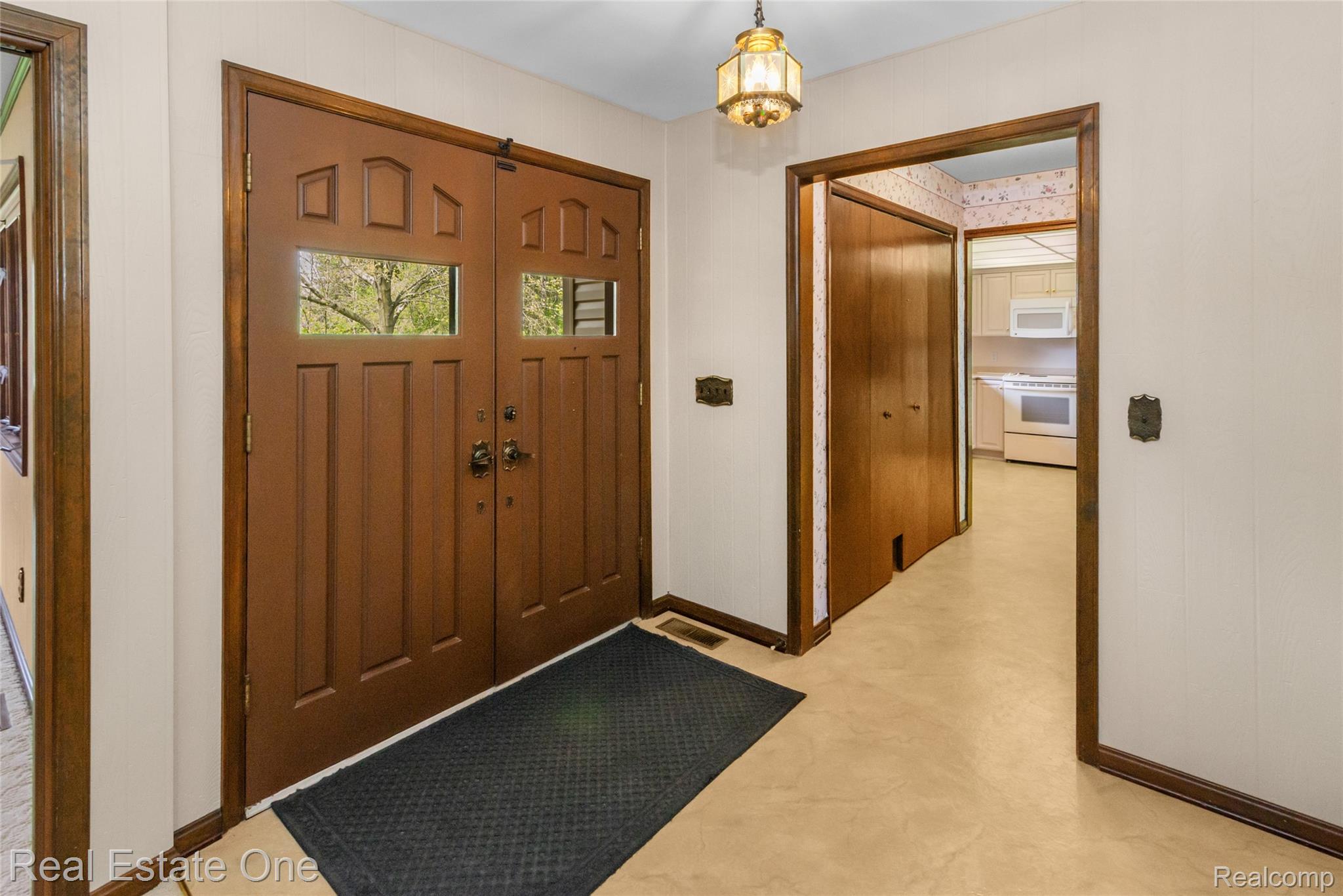 9050 Earhart Road