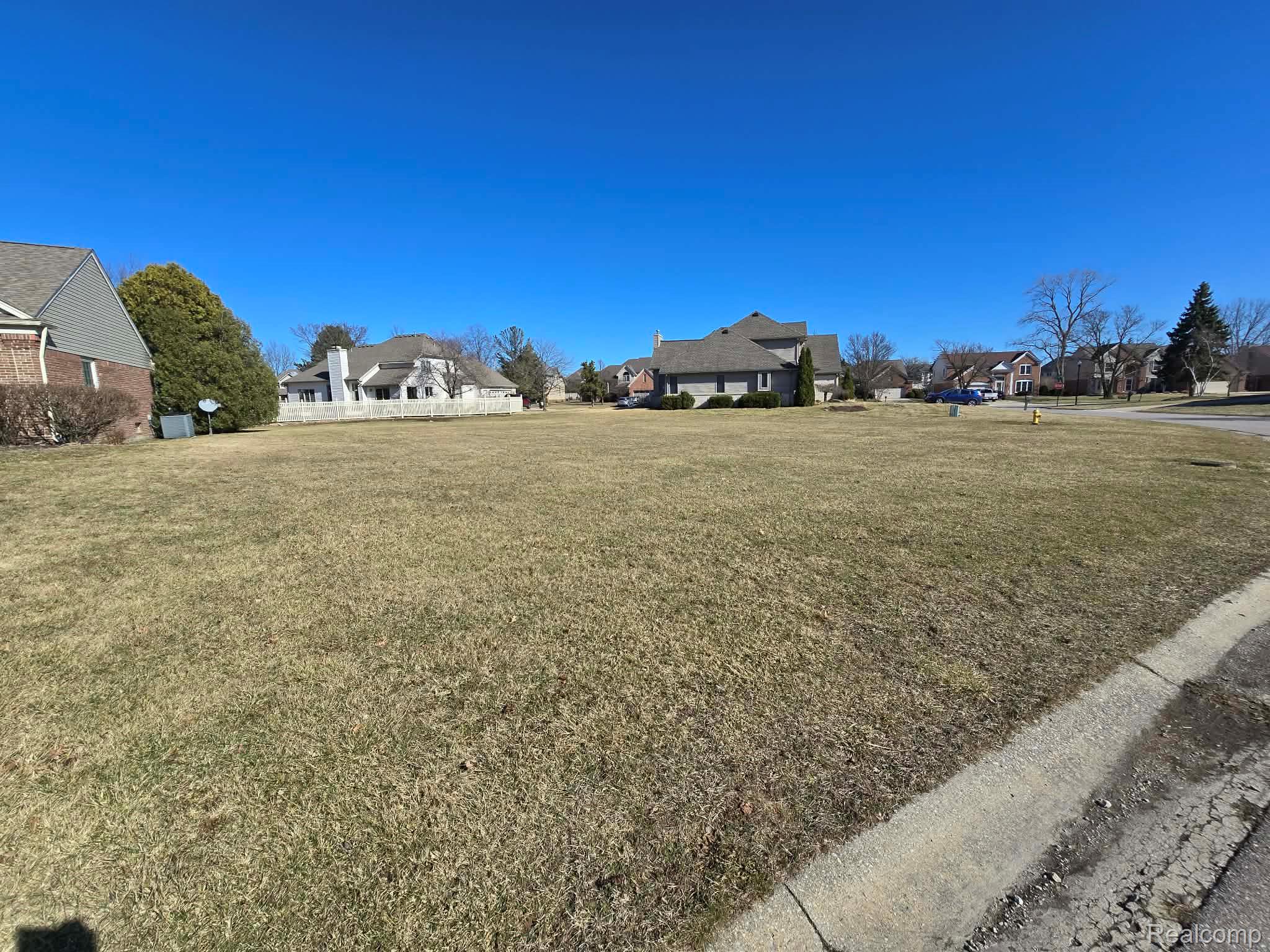 827 Carrington Boulevard