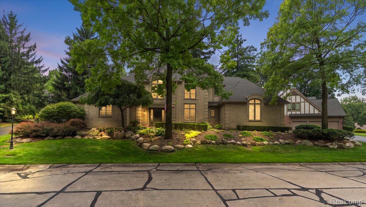 1086 Autumn Lane