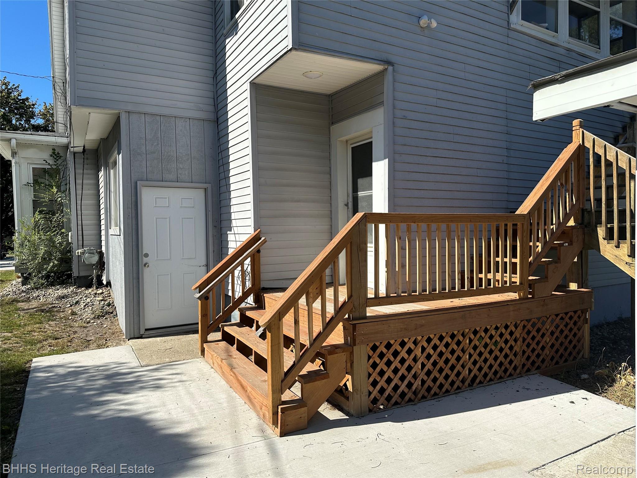 823 Alger Street