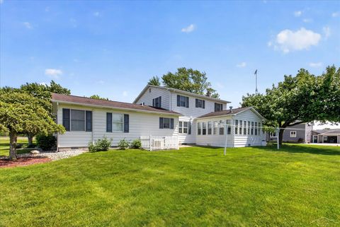 Tiny photo for 9105 Liken Road, Sebewaing Township, MI 48759 (MLS # 61050209508)