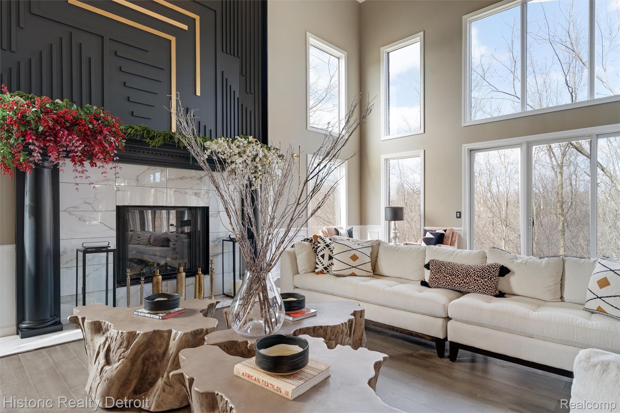 5695 N Branford Drive N