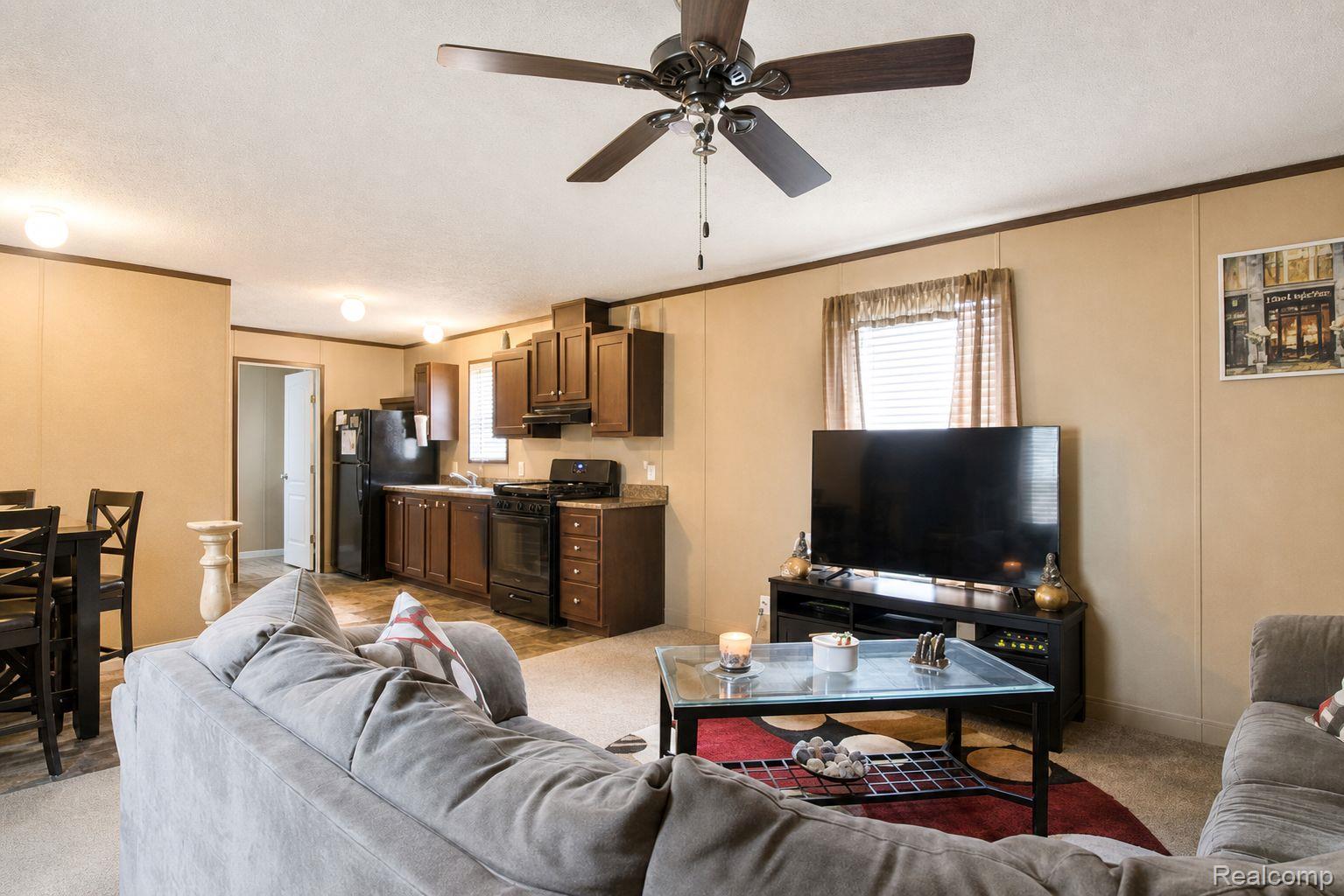 5135 East Annapolis Circle
