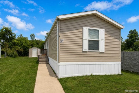 Photo of 5135 East Annapolis Circle, Canton Charter Township, MI 48188 (MLS # 20261053098)