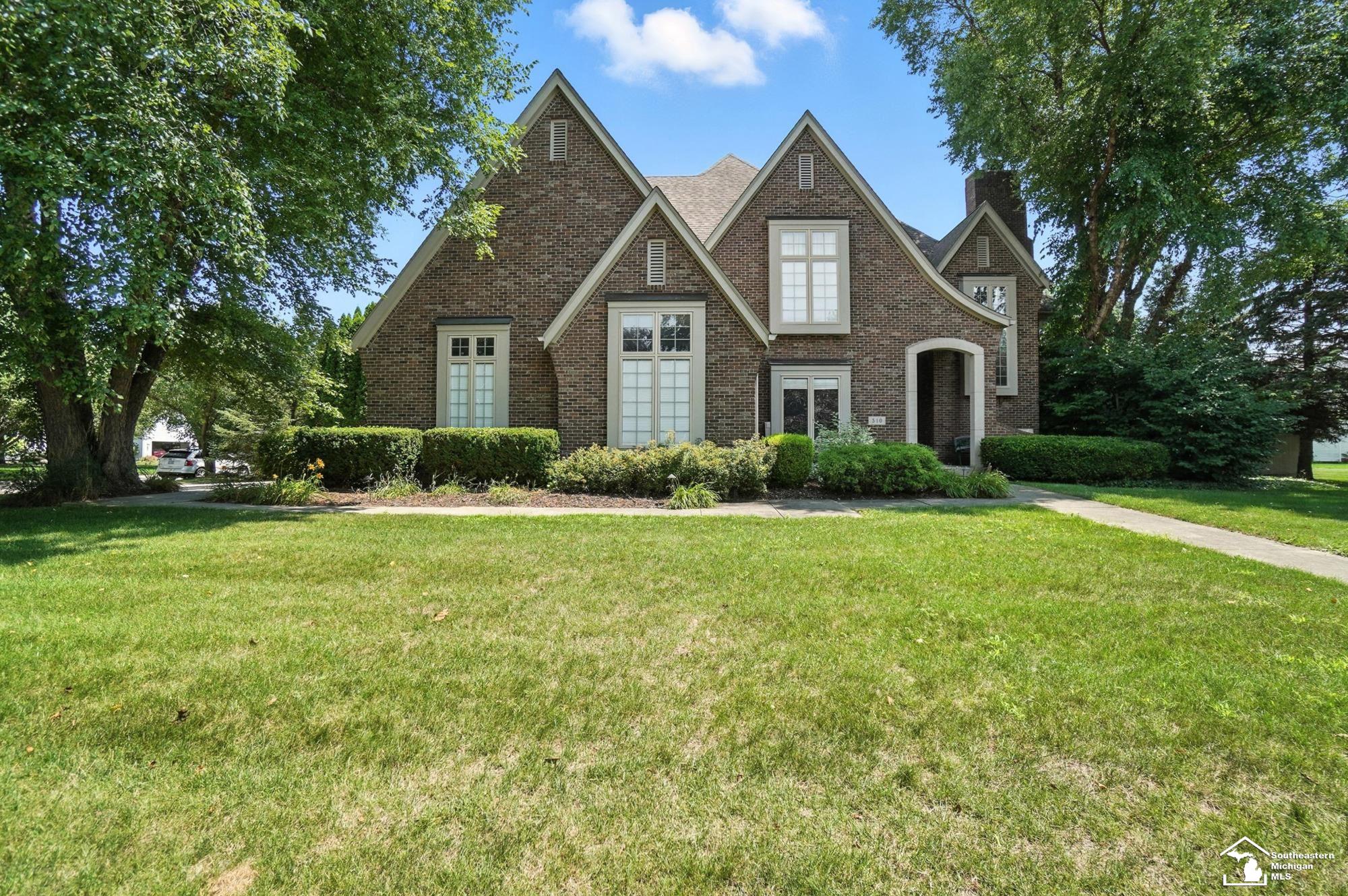 510 Ave De Lafayette Avenue