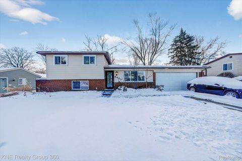 5423 Mikewood Drive Waterford Charter Township MI 48327