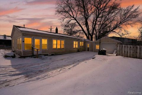 160 Beadle Lake Road Emmett Charter Township MI 49014