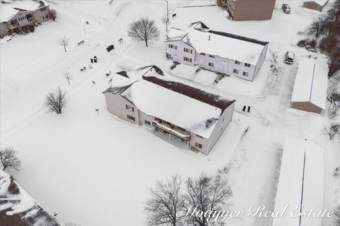 1051 Abbey Court Holland City MI 49423