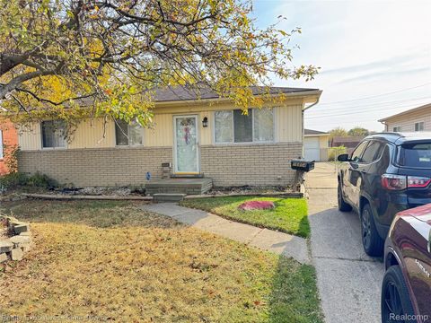 16804 E 12 Mile Road E Roseville City MI 48066