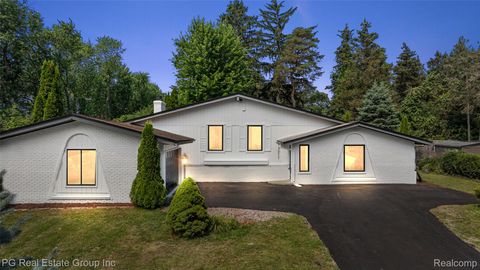 7811 Caberfae Trail Independence Charter Township MI 48348