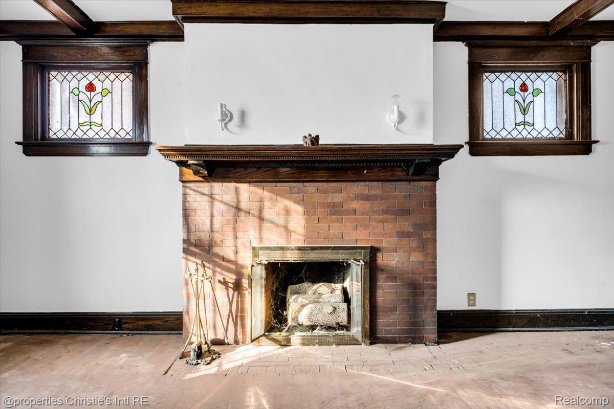 114 Connecticut Street