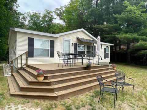 5814 N Trails End Drive Sauble Township MI 49644
